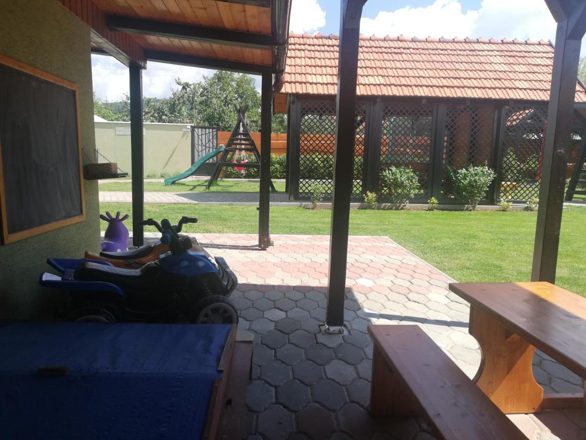 Sebedražie Penzion Kozak B&B מראה חיצוני תמונה