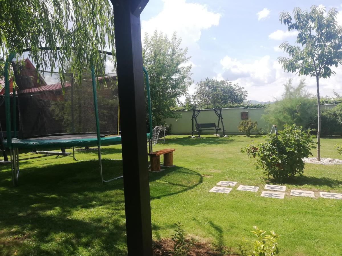 Sebedražie Penzion Kozak B&B מראה חיצוני תמונה