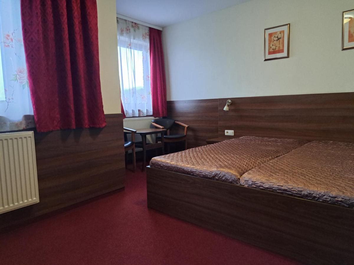 Sebedražie Penzion Kozak B&B מראה חיצוני תמונה